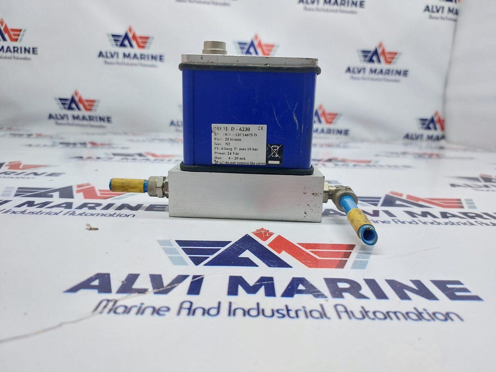 M+W INSTRUMENTS D-6230 MASS-STREAM FLOW CONTROLLER (3)