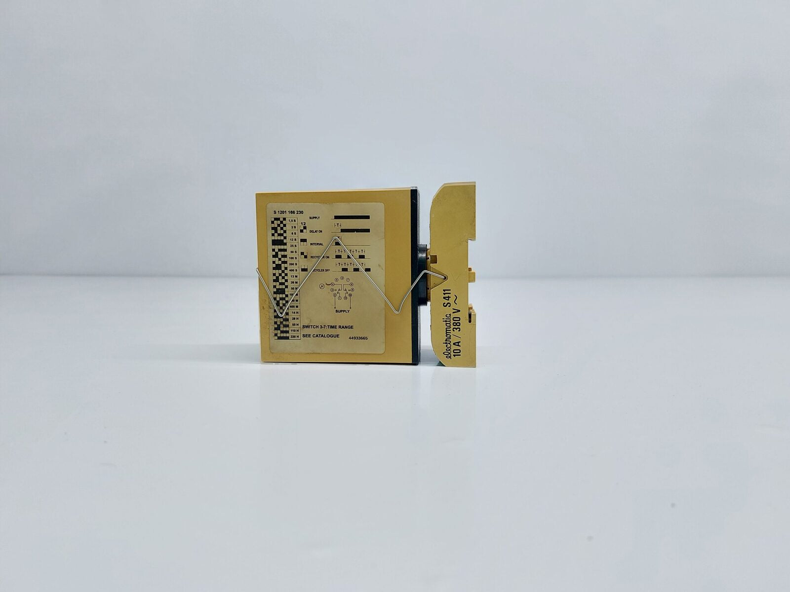 CARLO GAVAZZI S 1201 166 230 COMBI TIMER AUTOMATIC START MODULE