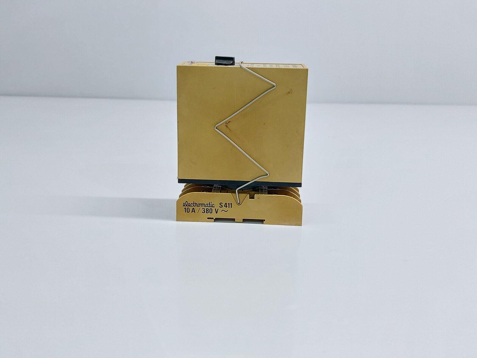 ELECTROMATIC S-SYSTEM SAM205 220 DELAY ON OPERATE WITH INSTANT CONTACT 3-60 SEC (3)