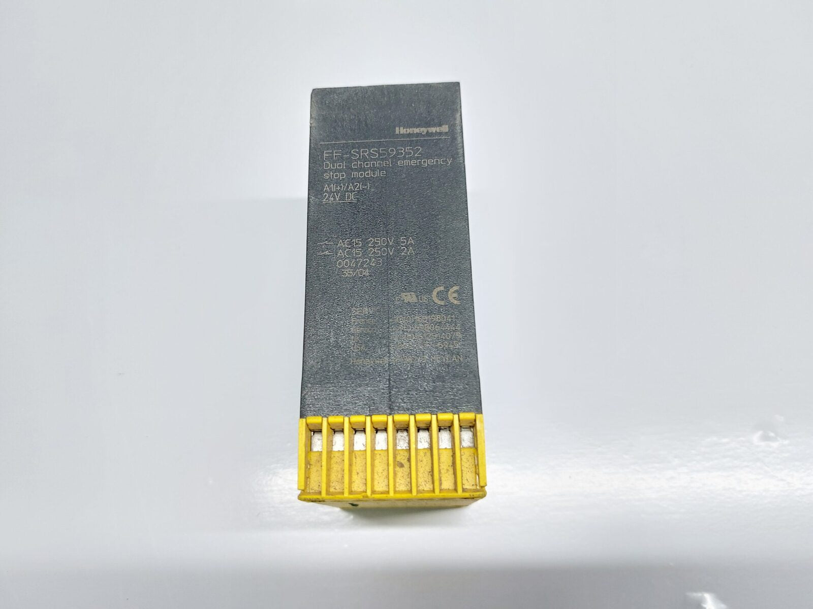 HONEYWELL FF-SRS59352 DUAL CHANNEL EMERGENCY STOP MODULE