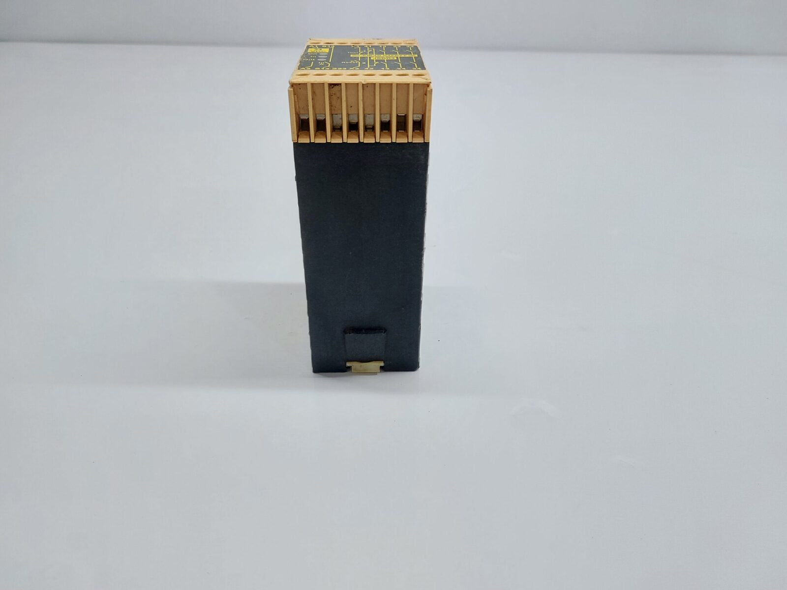 JOKAB SAFETY JSBR3 SAFETY RELAY (5)