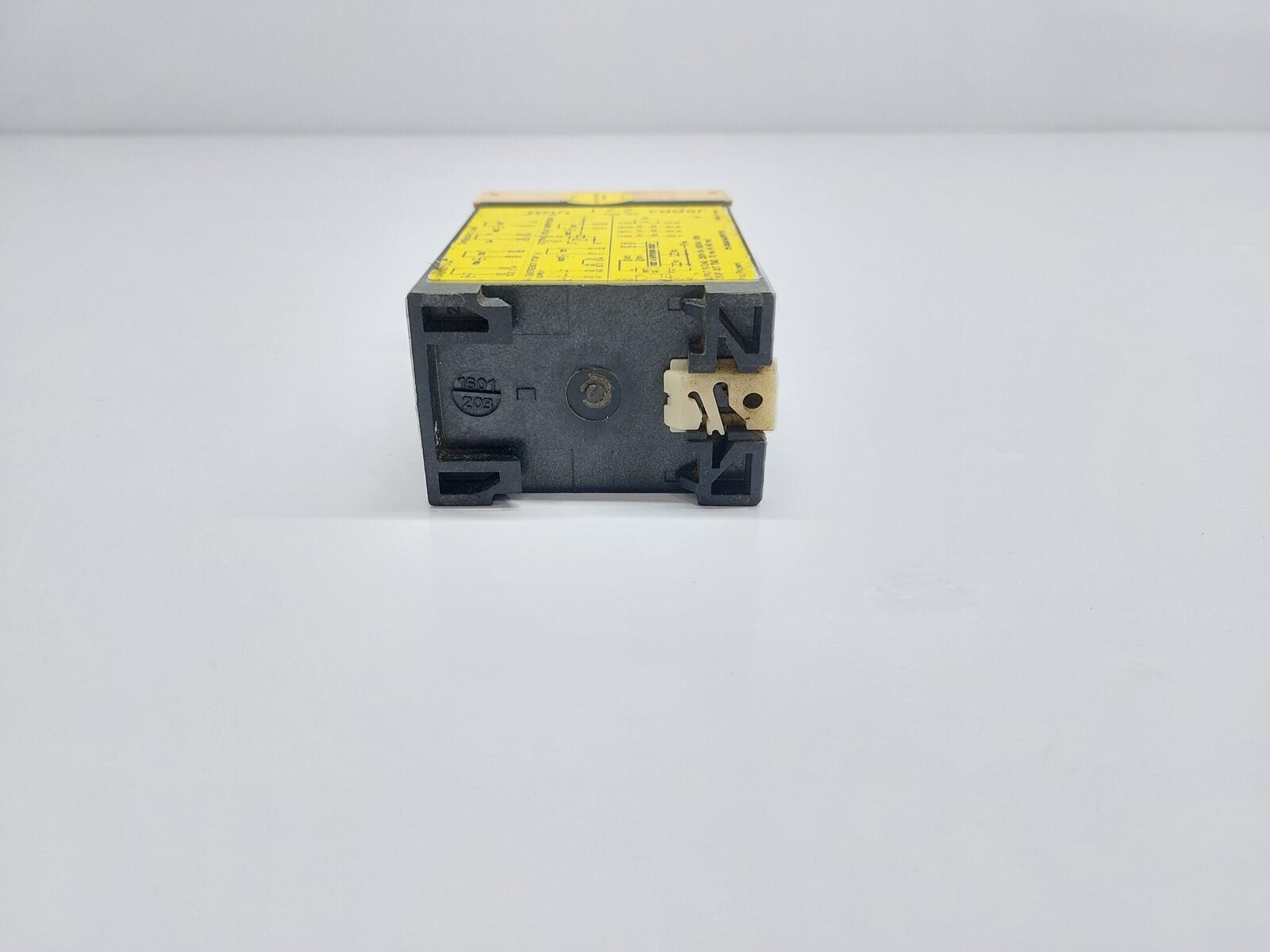 JOKAB SAFETY JSBR3 SAFETY RELAY (7)