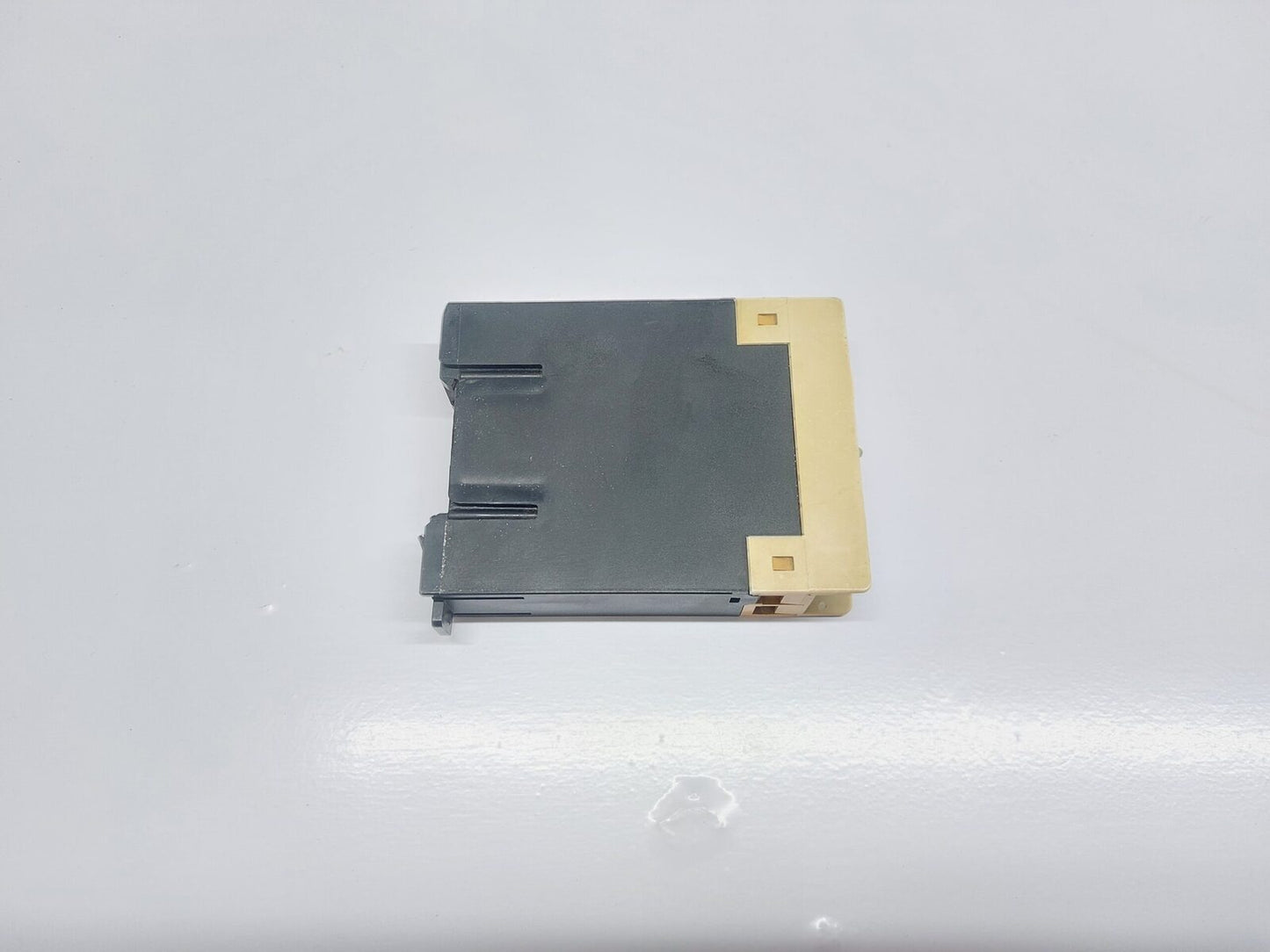 KLOCKNER MOELLER TE-11 TIME DELAY RELAY (4)