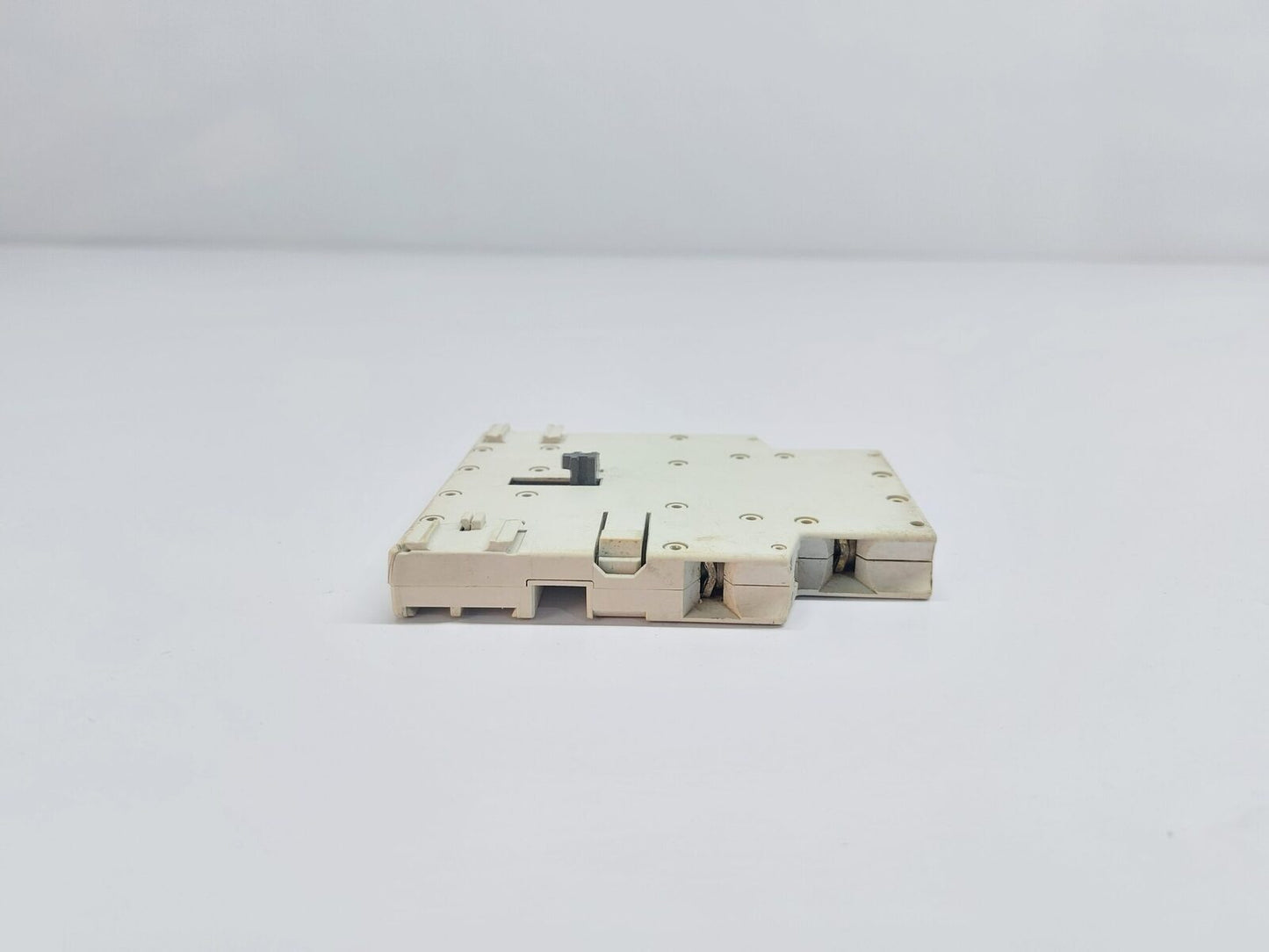 MOELLER 11 SI DIL M AUXILIARY CONTACT (7)
