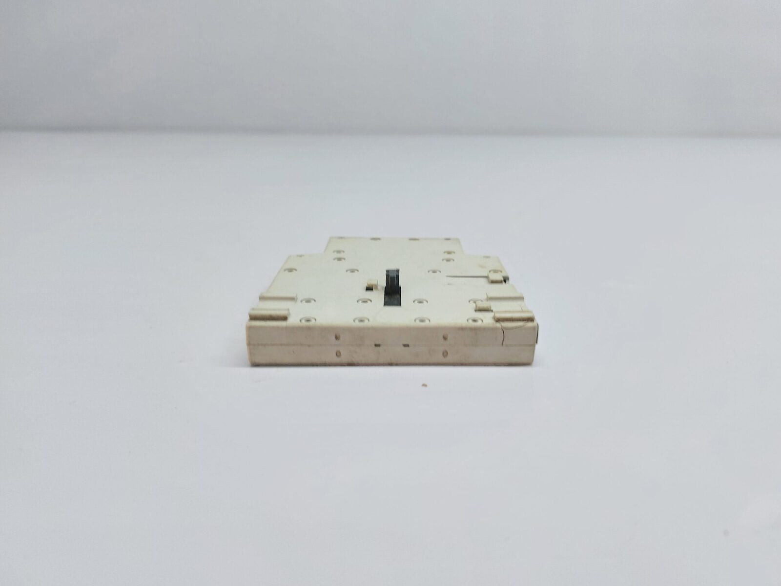 MOELLER 11 SI DIL M AUXILIARY CONTACT (8)
