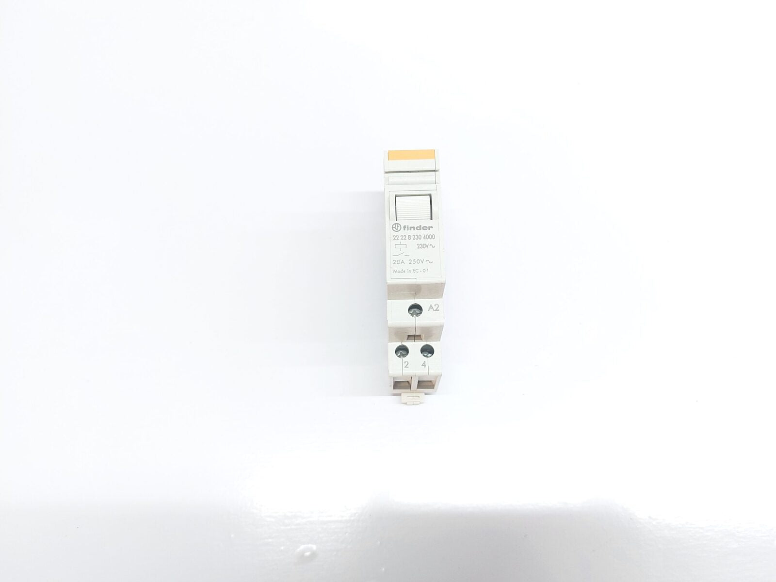 FINDER 22 22 8 230 4000 BUILT IN RELAY TIME SWITCH