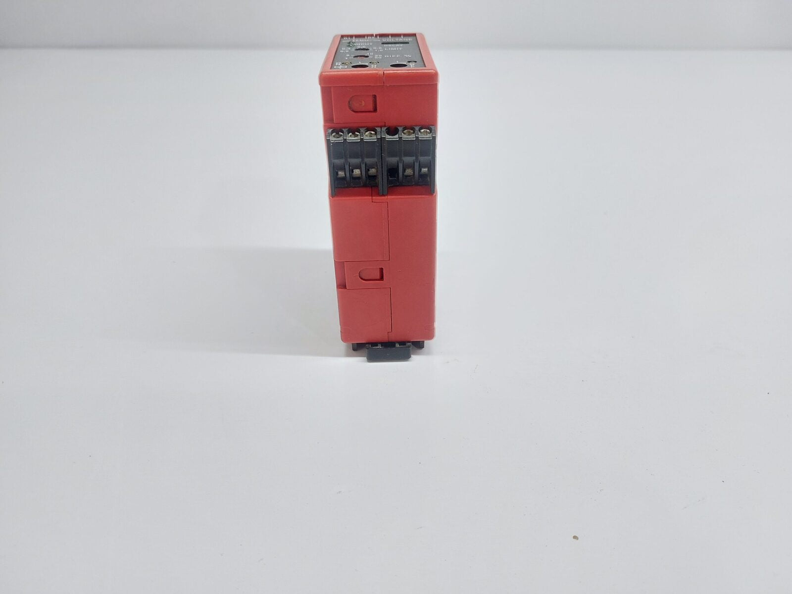 THIIM UMCA E400 DA3C MULTIFUNCTION VOLTAGE RELAY (5)