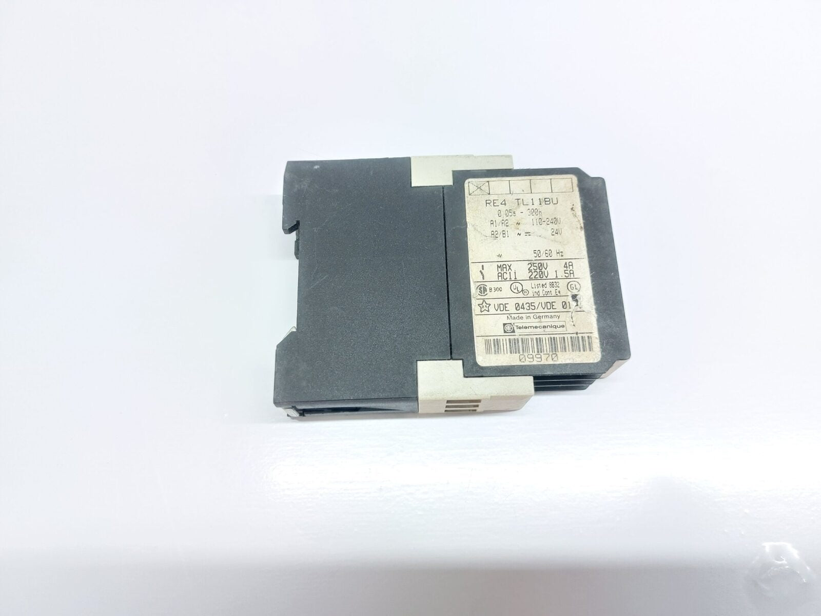 TELEMECANIQUE RE4 TL11BU TIME DELAY RELAY (3)