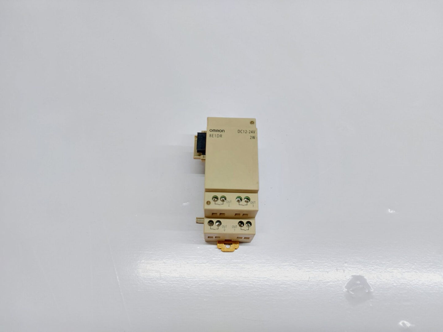 OMRON ZEN-8E1DR IN/OUT UNIT