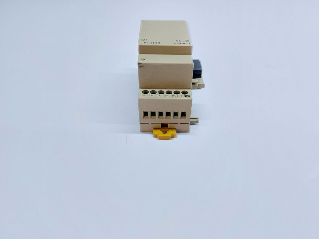 OMRON ZEN-8E1DR IN/OUT UNIT