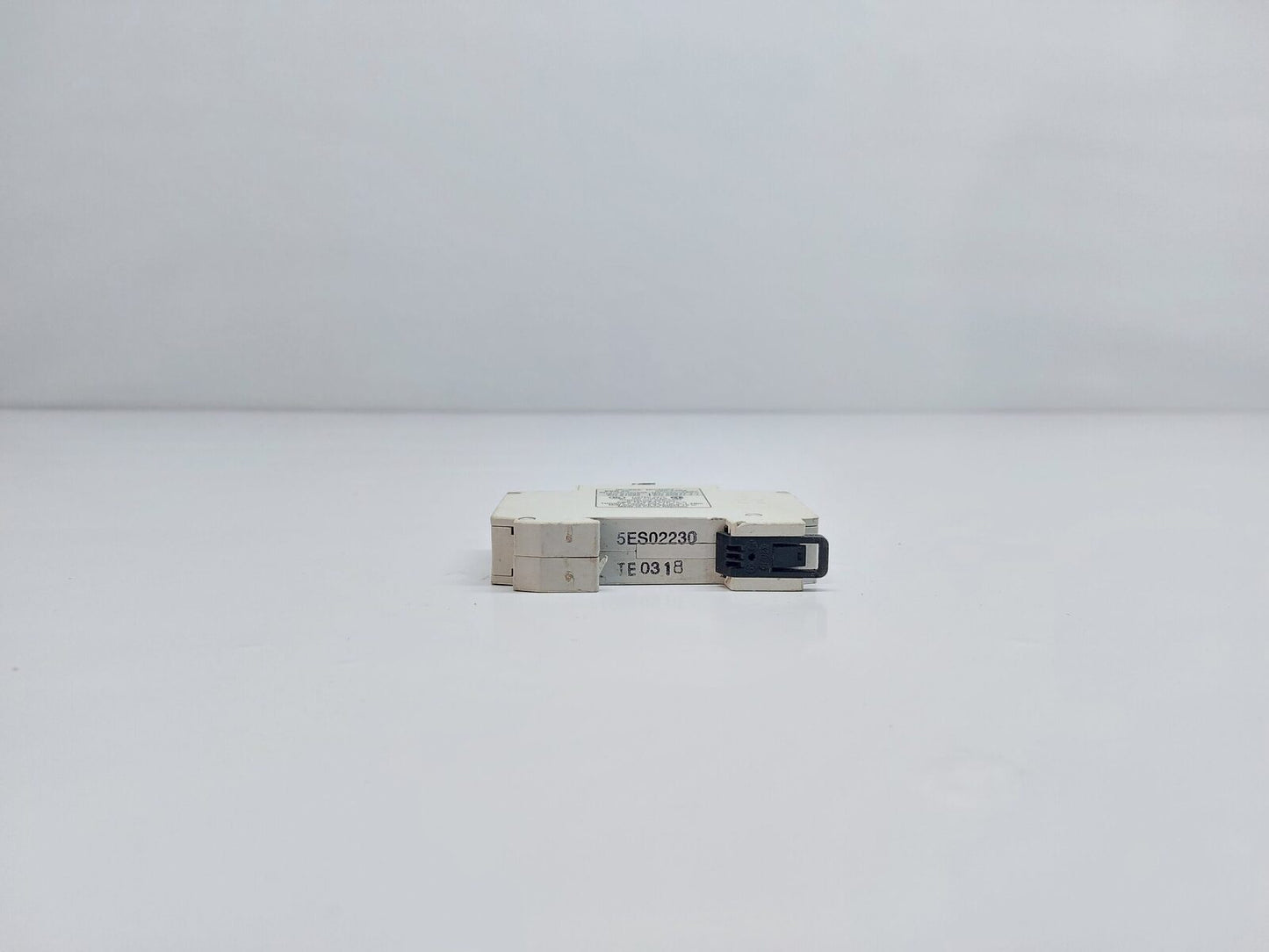 ABB ESB 20-02 CONTACTOR (7)