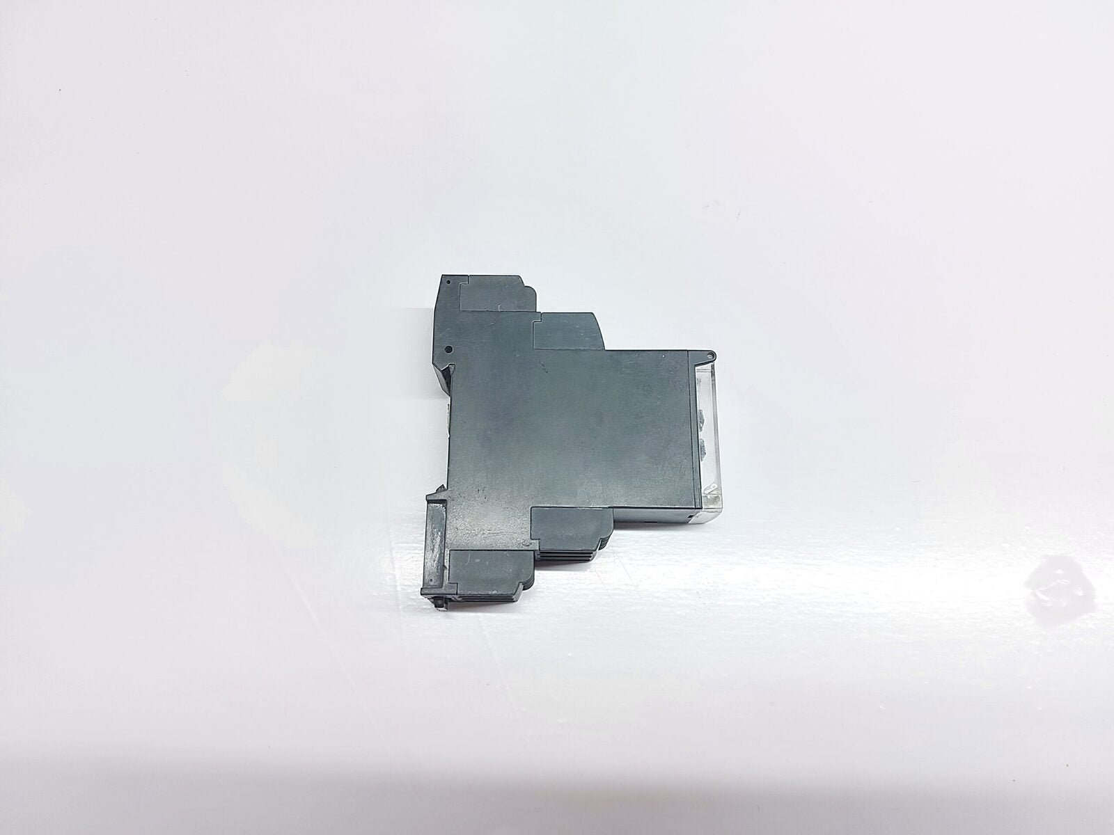 TELEMECANIQUE RM22TA33 THREE-PHASE ASYMMETRY CONTROL RELAY (5)