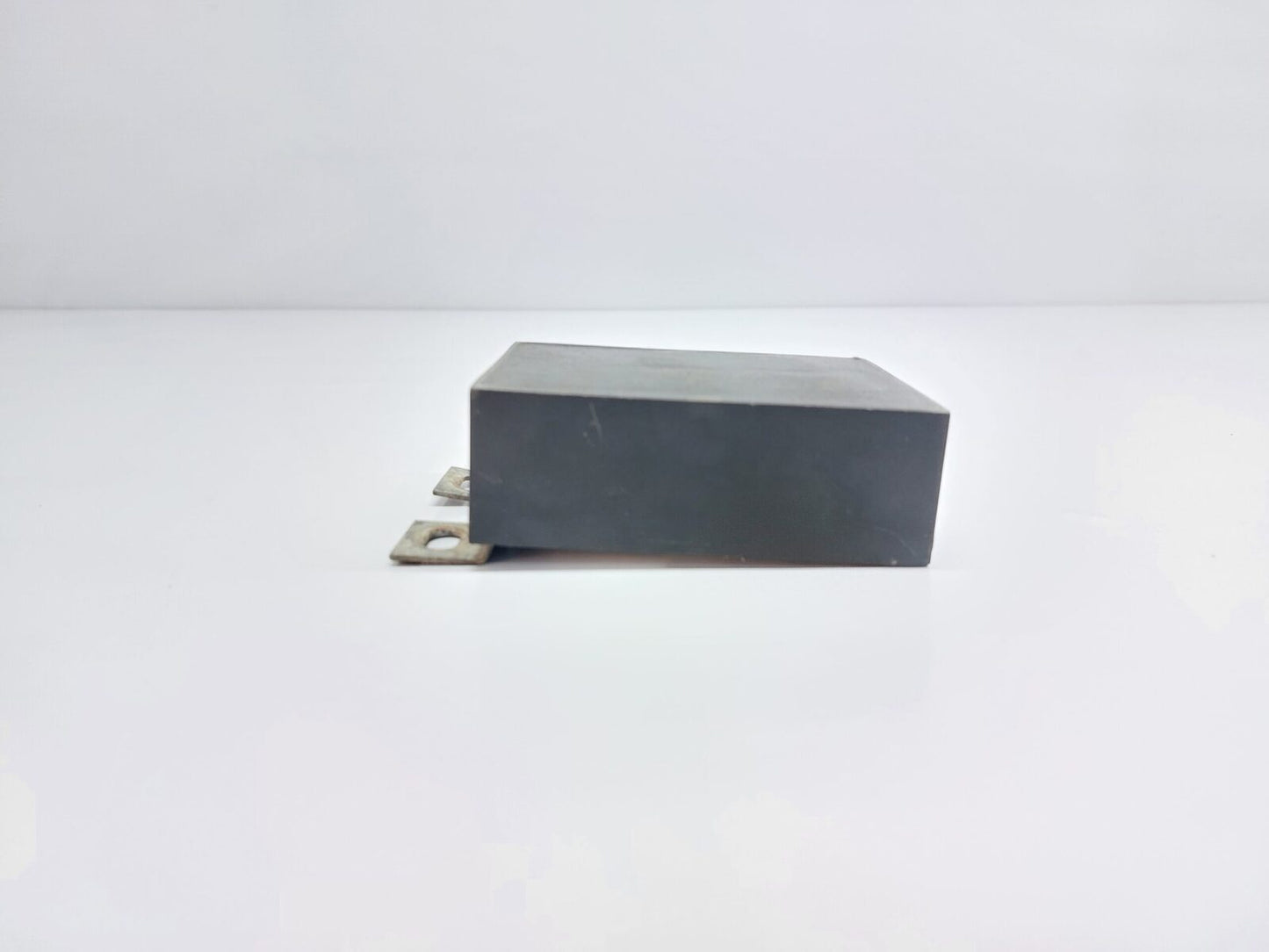 NWL R00180 CAPACITOR 1.0UF+-10% 1400VDC