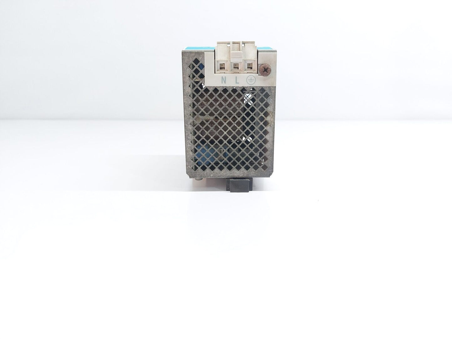 PULS SL5.100 POWER SUPPLY AC100-120V200-240V 2.61.4A (3)