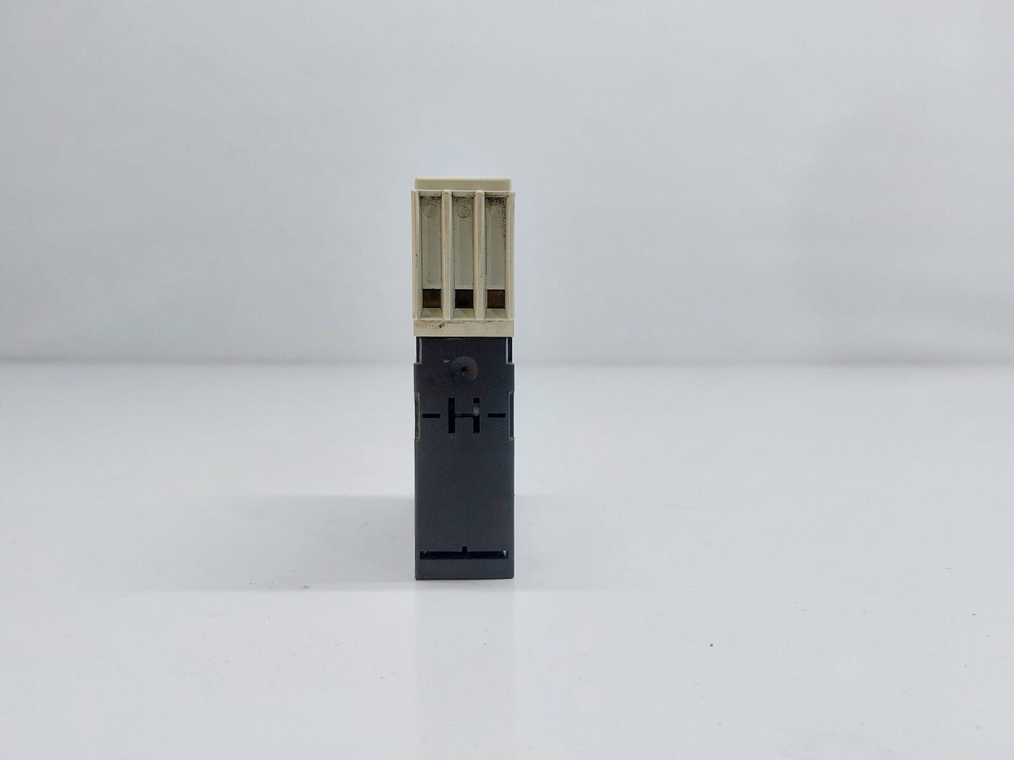 SIEMENS SIRIUS 3R 3RP1574-1NP30 TIME RELAY (6)