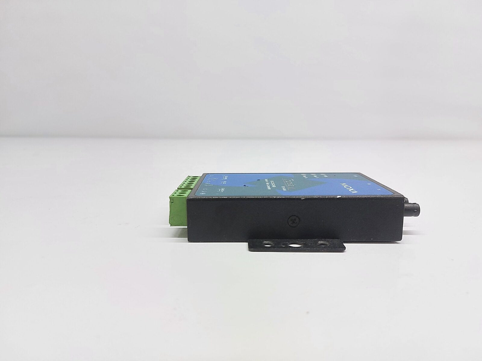 MOXA TRANSIO TCF-142-M-ST SERIAL TO FIBER CONVERTER