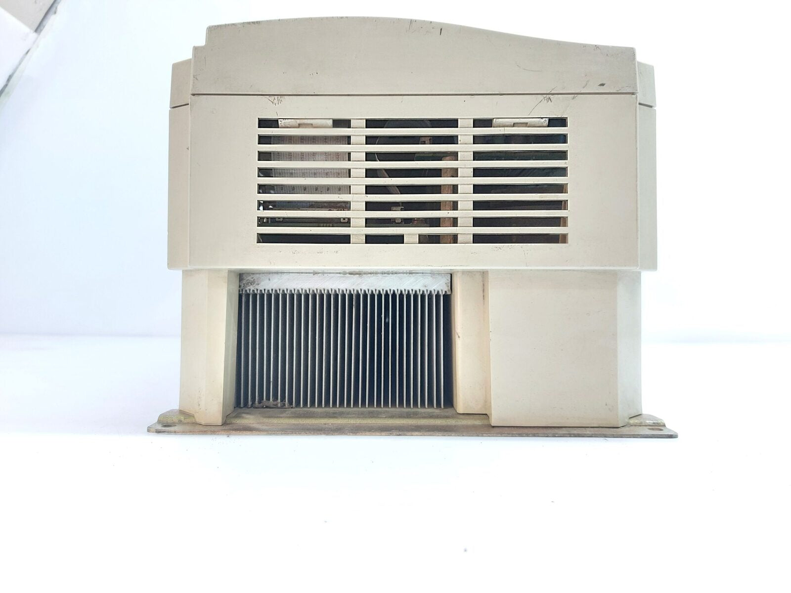MAGNETEK HPV 600 AC DRIVE HPV600-4028-R0N3-E1J REV. 01 11 HP WIHTOUT REMOTE PANEL