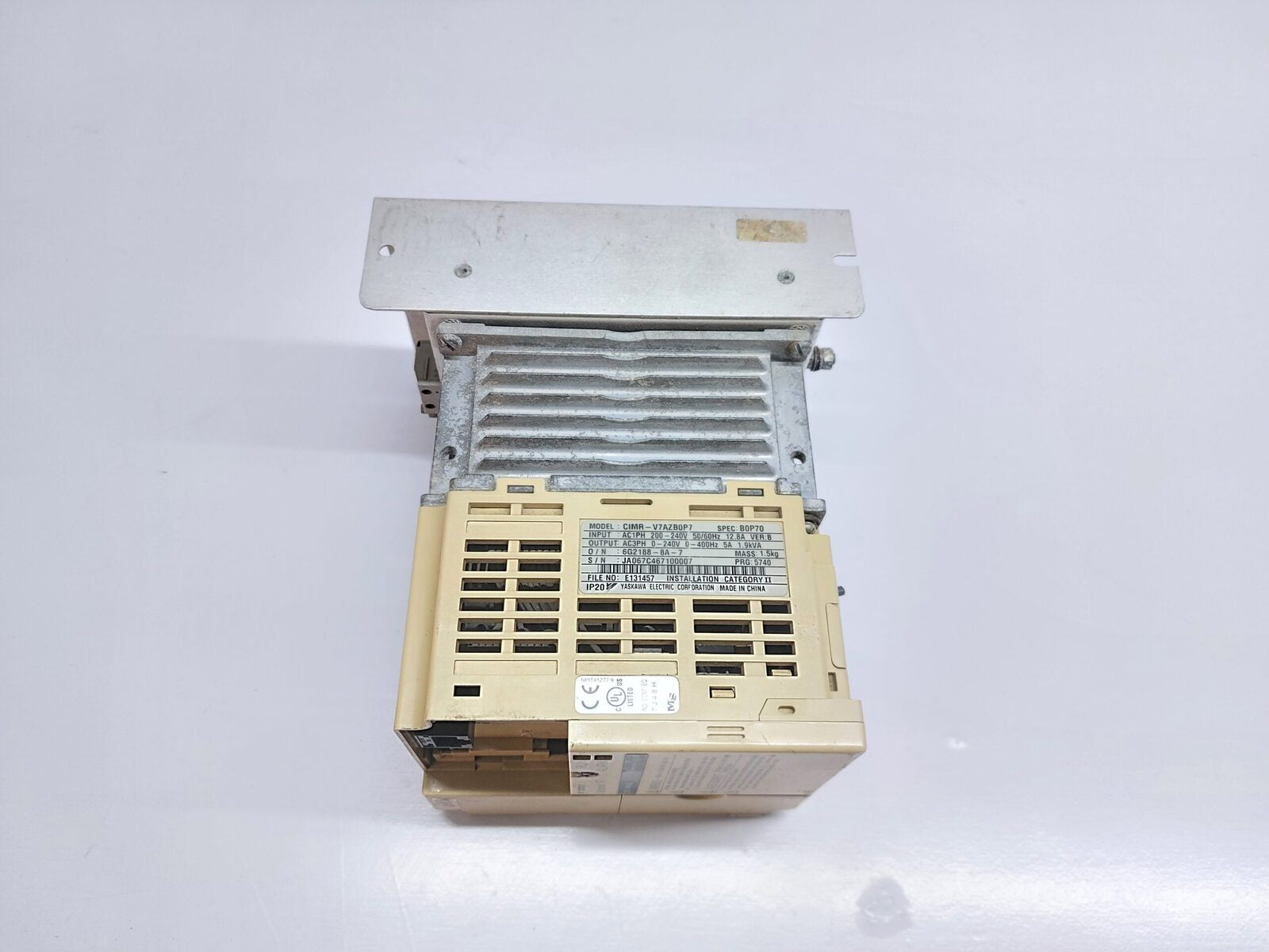 YASKAWA VARISPEED V7 CIMR-V7AZB0P7 INVERTER WITHOUT REMOTE