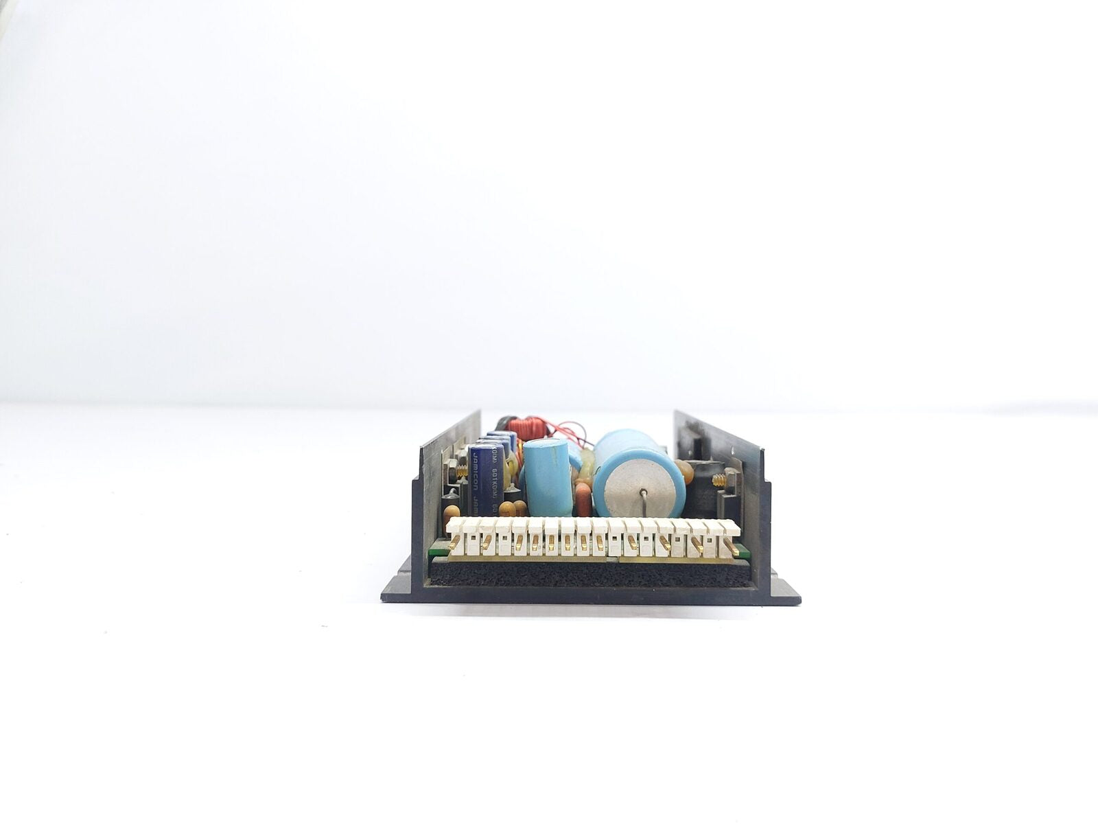 CONVERTER CONCEPTS VT25-373-99X9 POWER SUPPLY 20-60 VDC @ 3A (5)