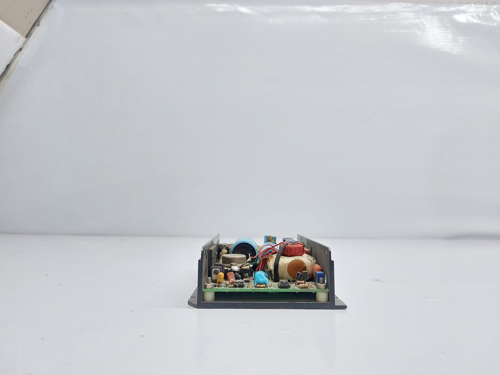 CONVERTER CONCEPTS VT25-373-99/X9 POWER SUPPLY 20-60 VDC @ 3A