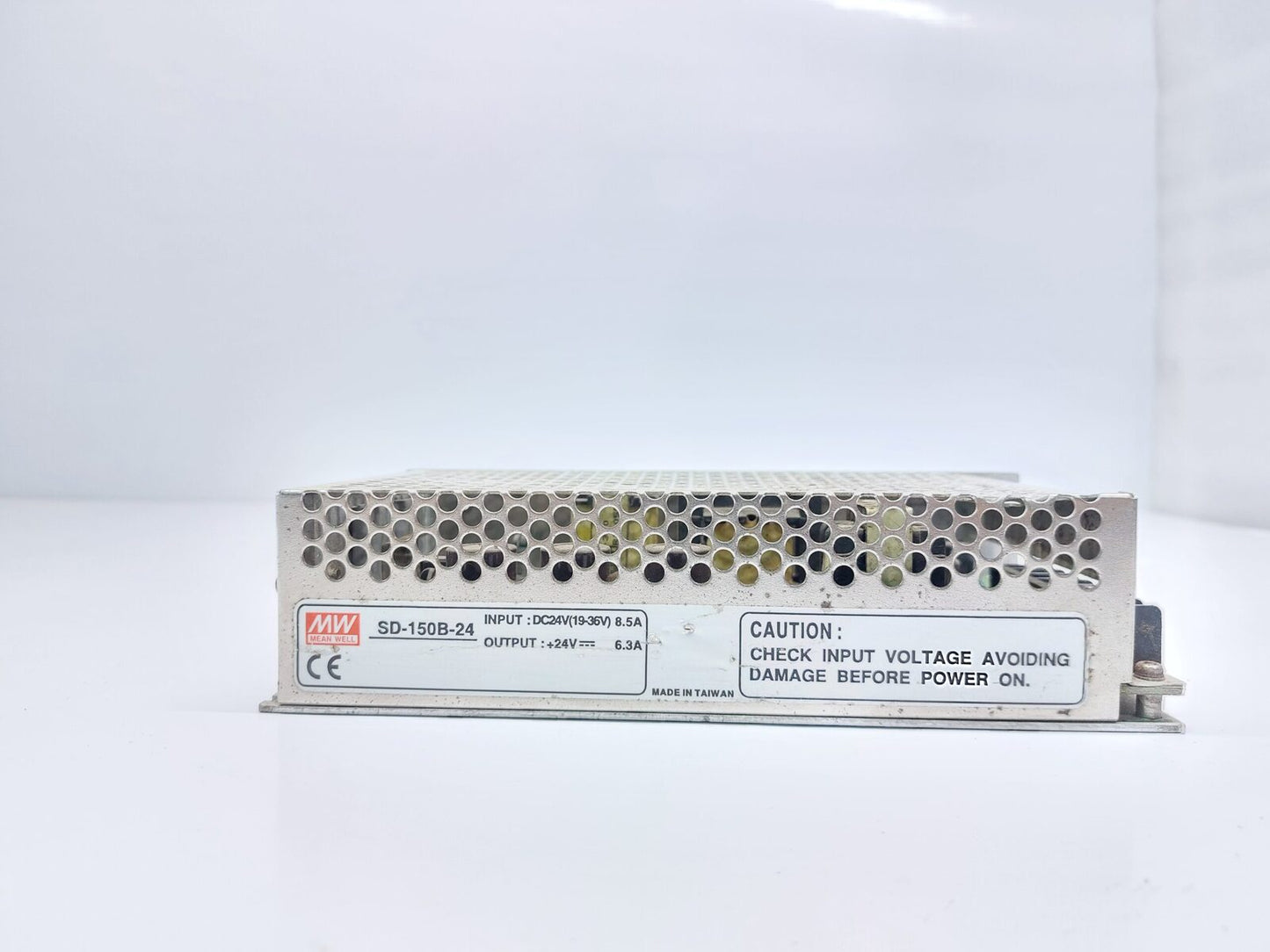 MEAN WELL SD-150B-24 POWER SUPPLY (4)