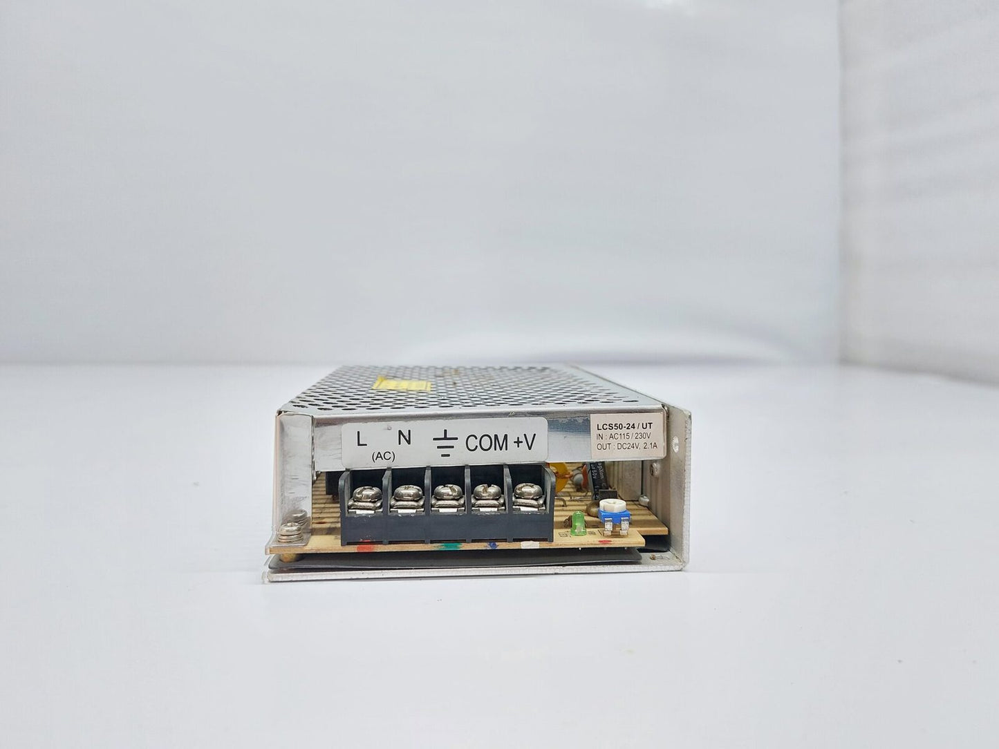 NEMIC LAMBDA LCS50-24/UT POWER SUPPLY