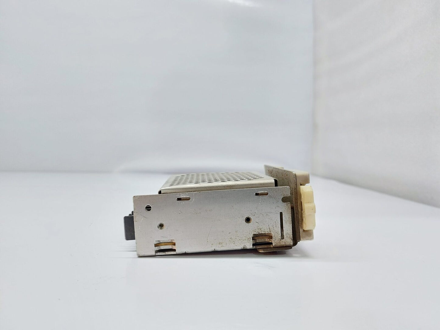 OMRON S8JX-G03524CD POWER SUPPLY (4)
