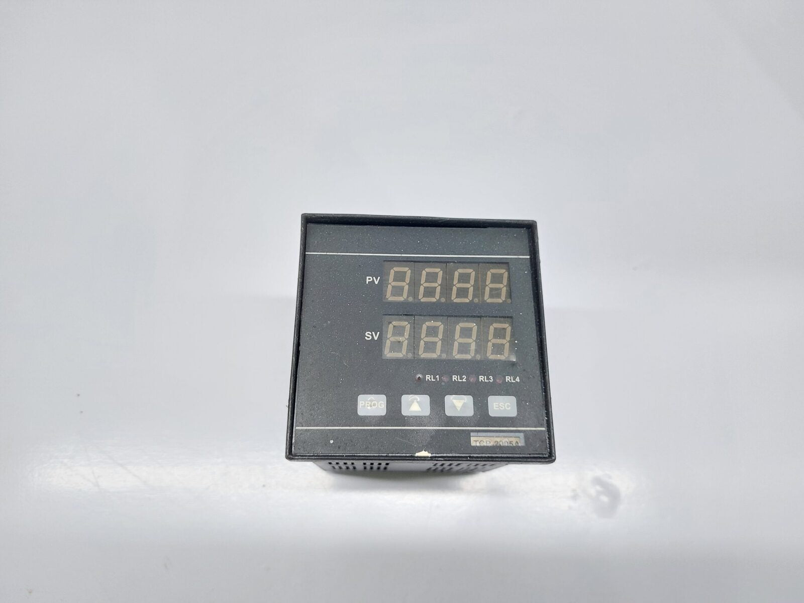 DPM-TCP-2005A-TEMPERATURE-CONTROLLER
