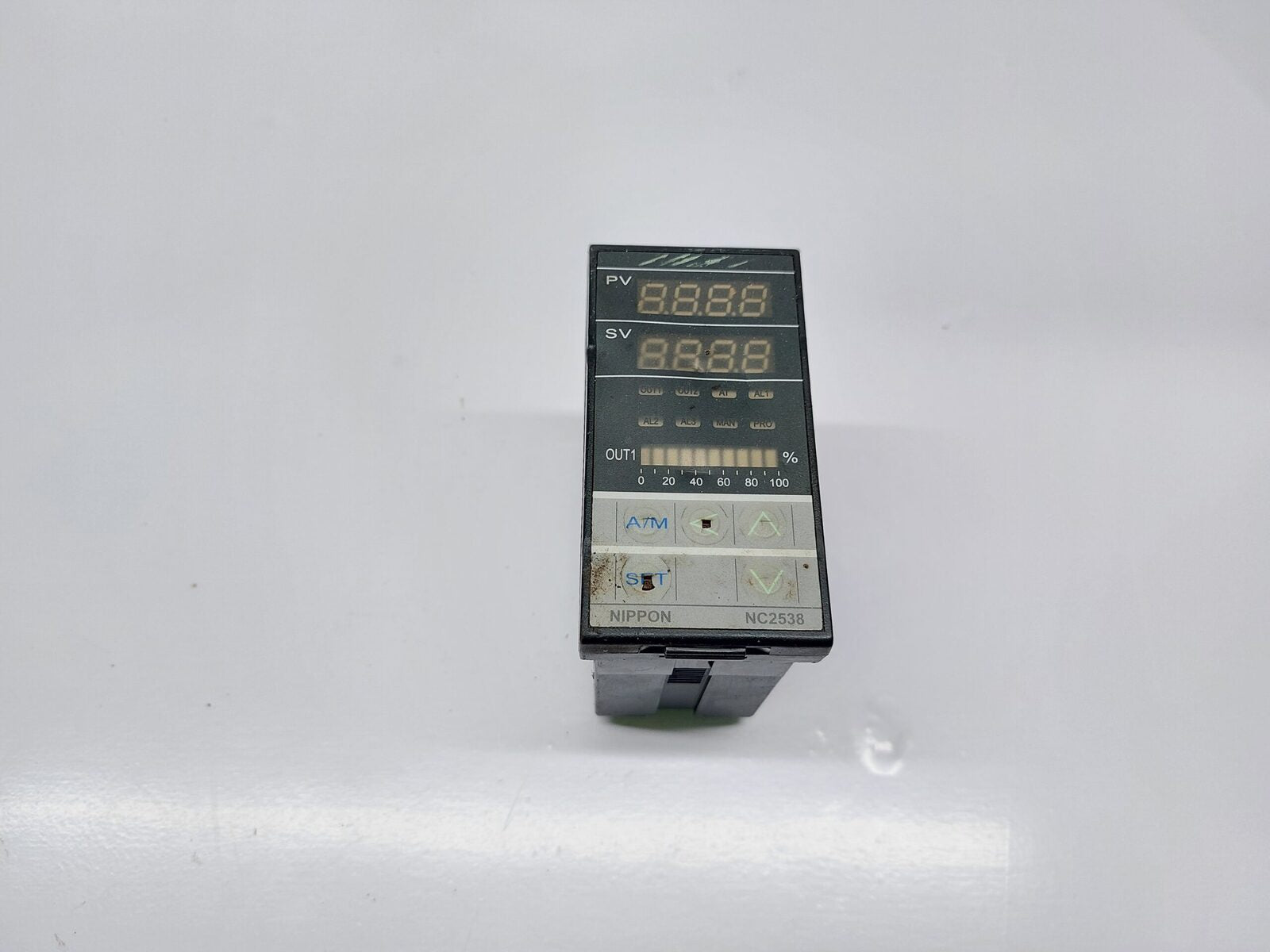 NIPPON NC2538-308000 TEMPERATURE CONTROLLER