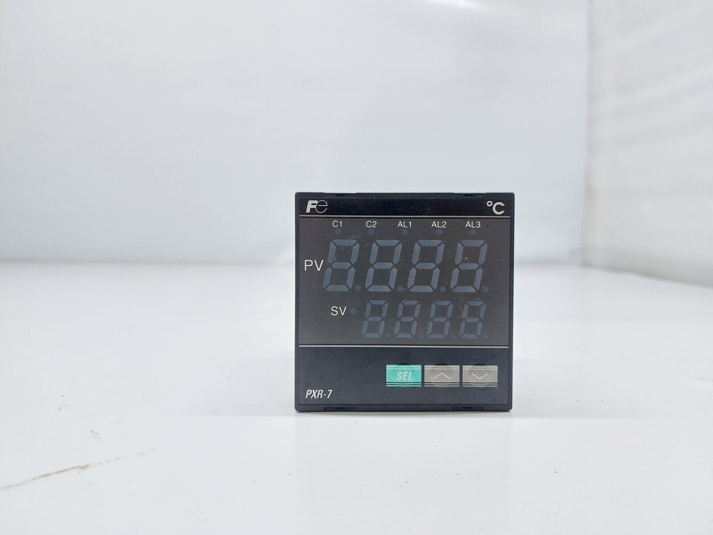 FUJI ELECTRIC PXR-7 TEMPERATURE CONTROLLER PXR7TAY1-FV000