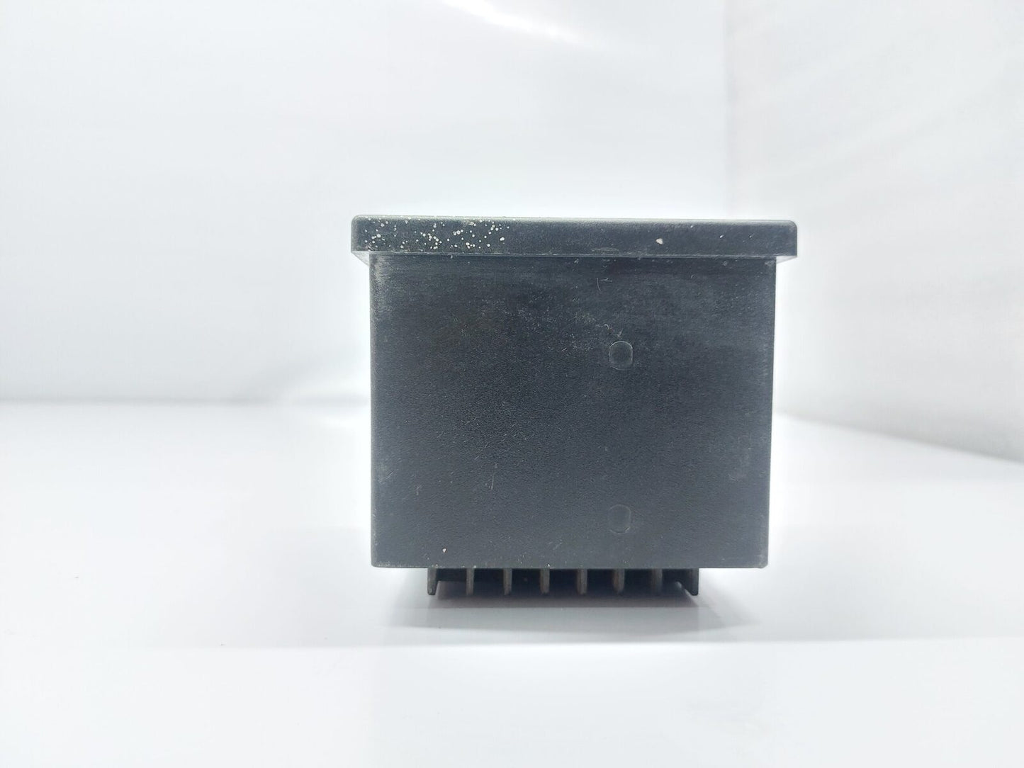CONZERV DM3210 THREE PHASE VOLTMETER (5)