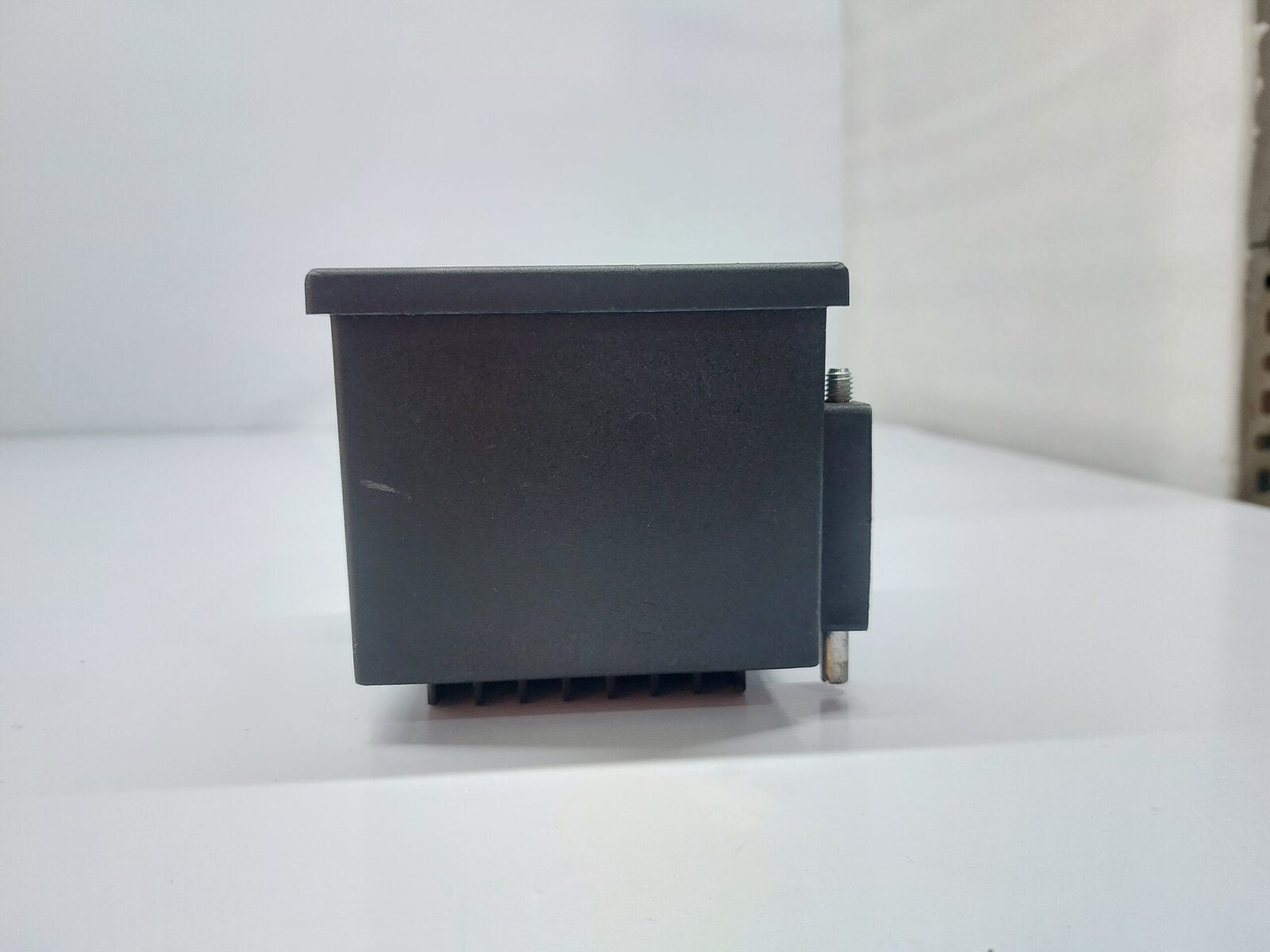 SCHNEIDER ELECTRIC CONZERV DM1110 AMPERE METER