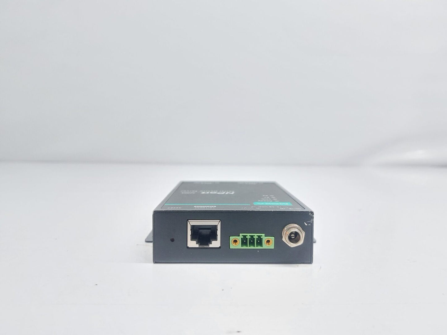 MOXA NPORT 5250A SERIAL DEVICE SERVER 3093002000323 (5)