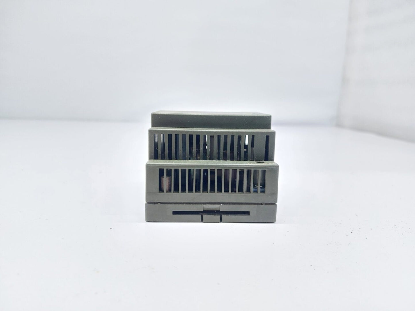 SIEMENS 6EP1332-1SH42 LOGO POWER SUPPLY