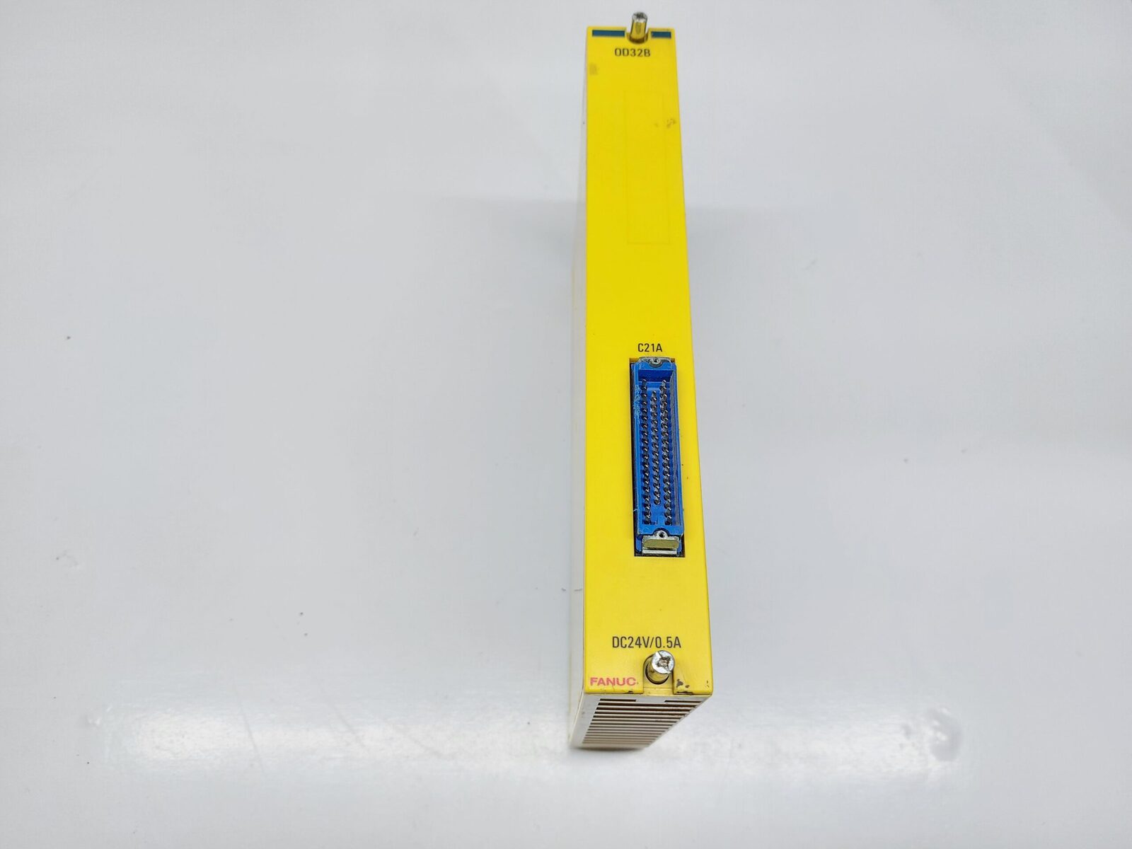 FANUC 0A16F OUTPUT MODULE A03B-0801-C117