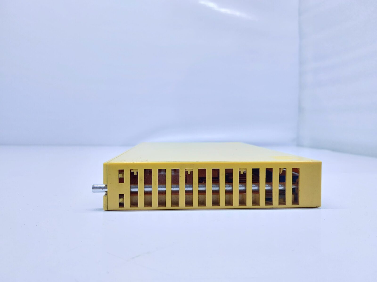 FANUC 0A16F OUTPUT MODULE A03B-0801-C117