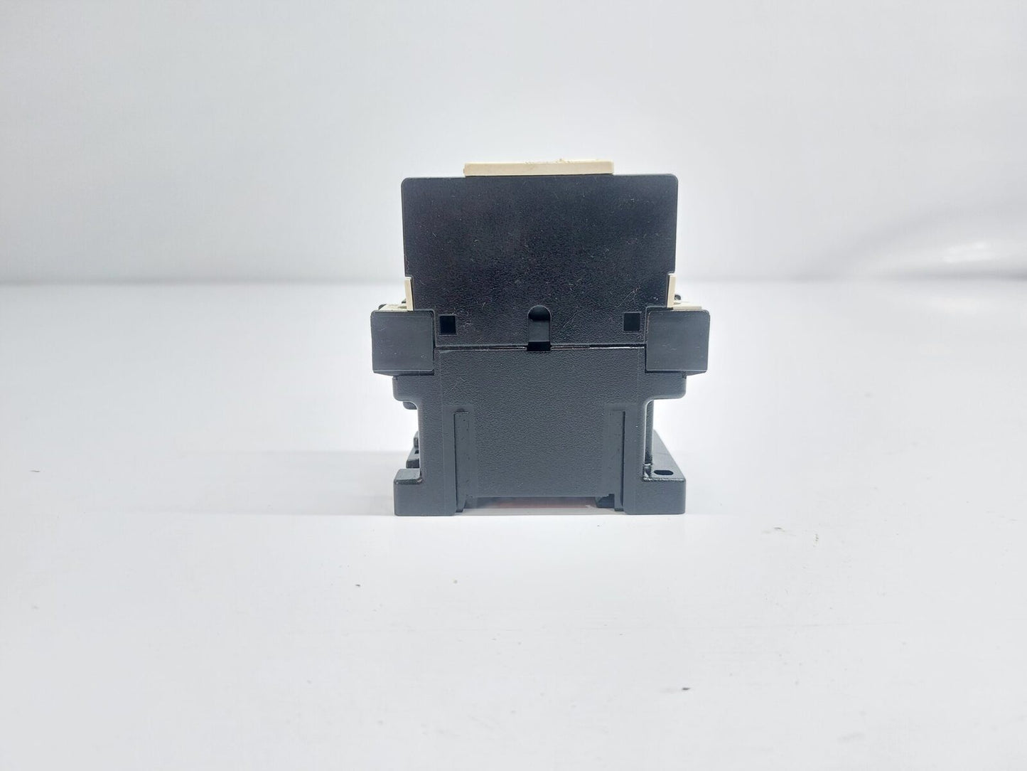 KOLCKNER MOELLER DIL00M-10 CONTACTOR (4)