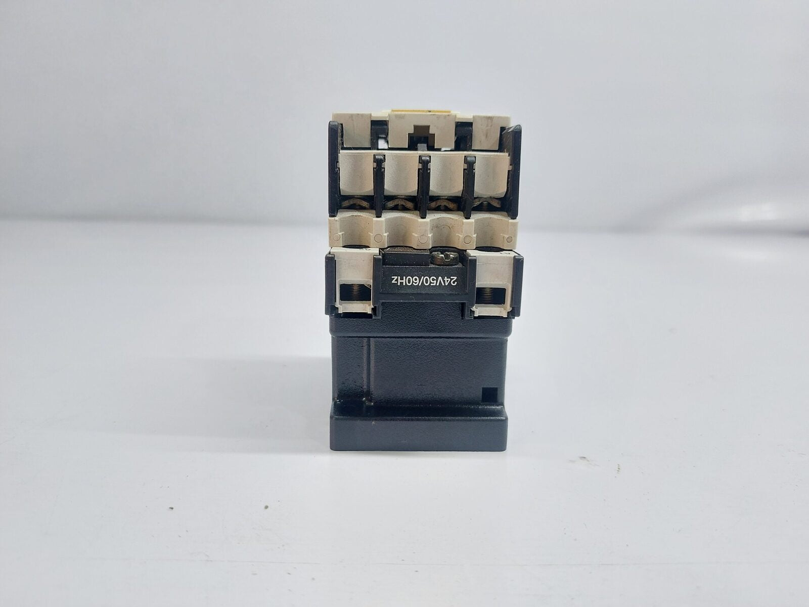 KOLCKNER MOELLER DIL00M-10 CONTACTOR (5)