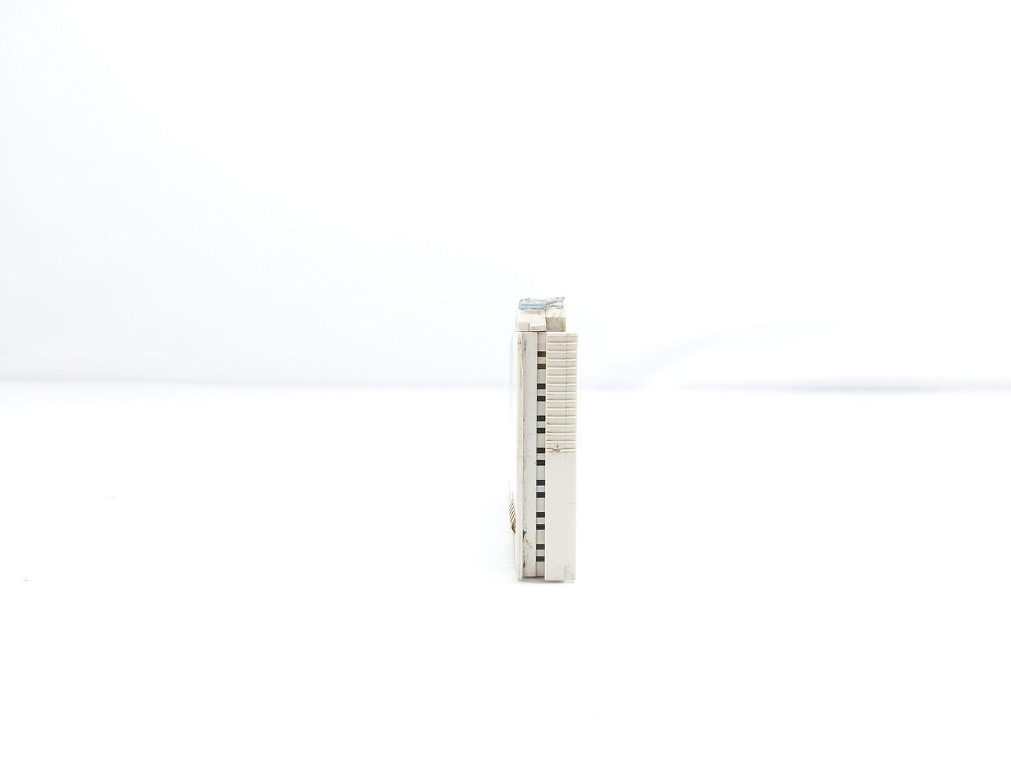 BECKHOFF KL4012 ANALOG OUTPUT MODULE (4)