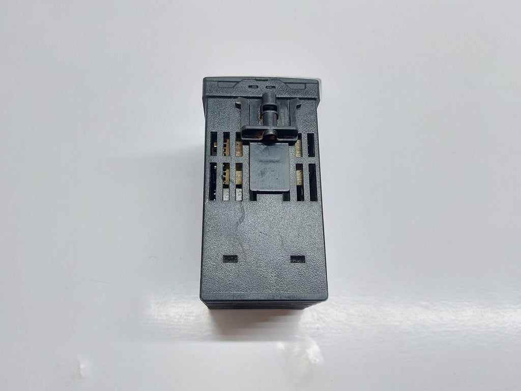 DELTA DTB4848 TEMPRATURE CONTROLLER DTB484CR