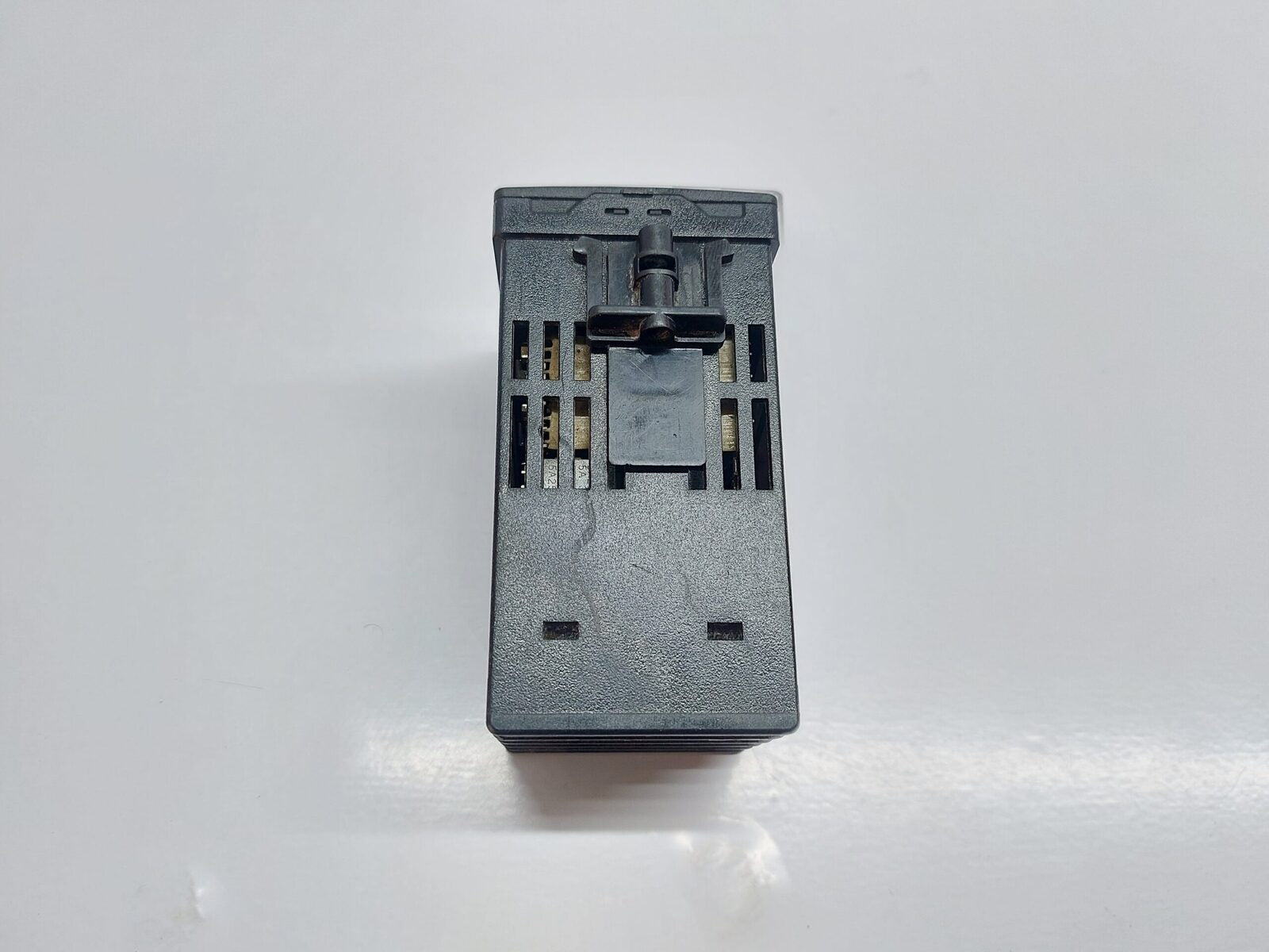 DELTA DTB4848 TEMPRATURE CONTROLLER DTB484CR