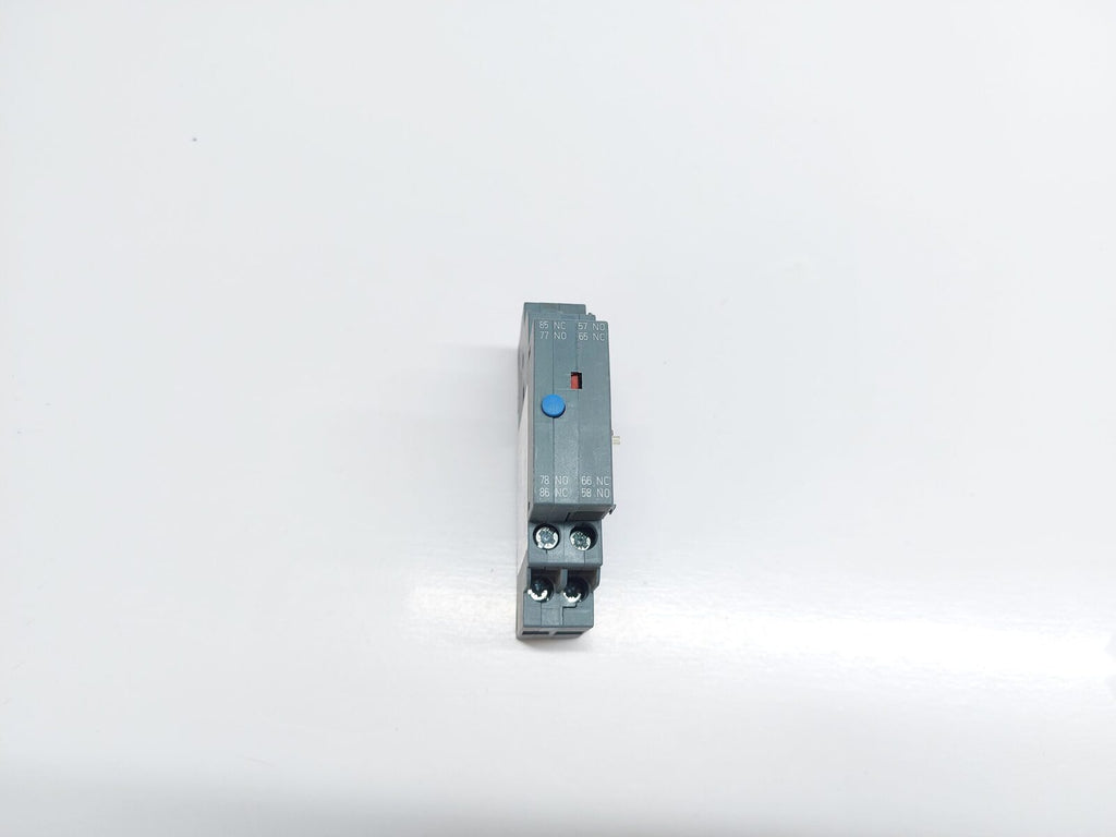 SIEMENS 3RV2921-1M SIGNALING SWITCH (2)