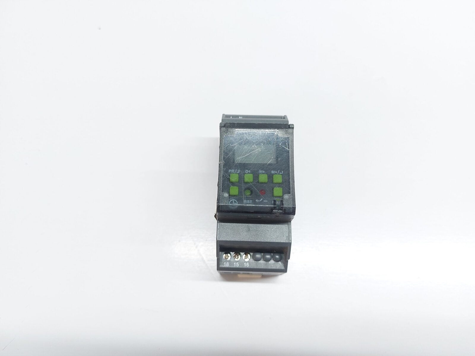 GIC 67DD10 DIGITAL TIME SWITCH (2)