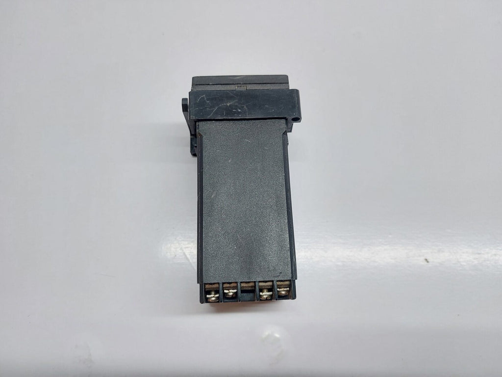 KEQANG XMTG-9000 TEMPERATURE CONTROLLER (4)