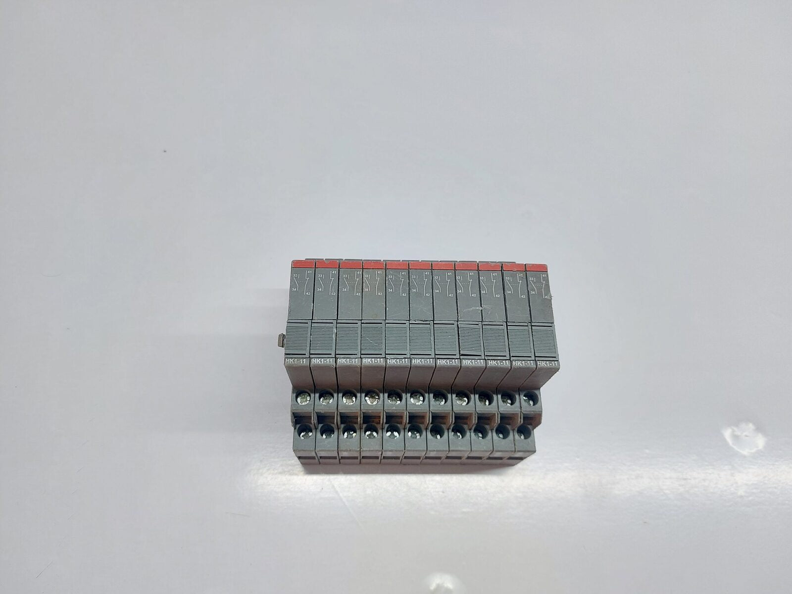 SET OF 11 ABB HK1-11 AUXILIARY CONTACT 1SAM201902R1001 (1)