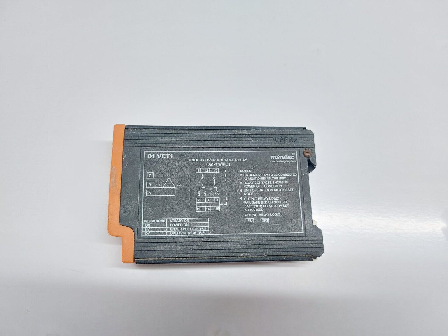 MINILEC D1VCT1 UNDEROVER VOLTAGE RELAY (3)