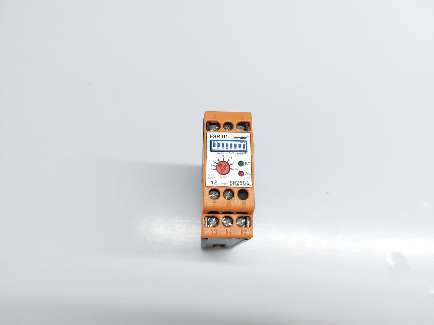MINILEC ESR D1 ENGINE START RELAY (2)