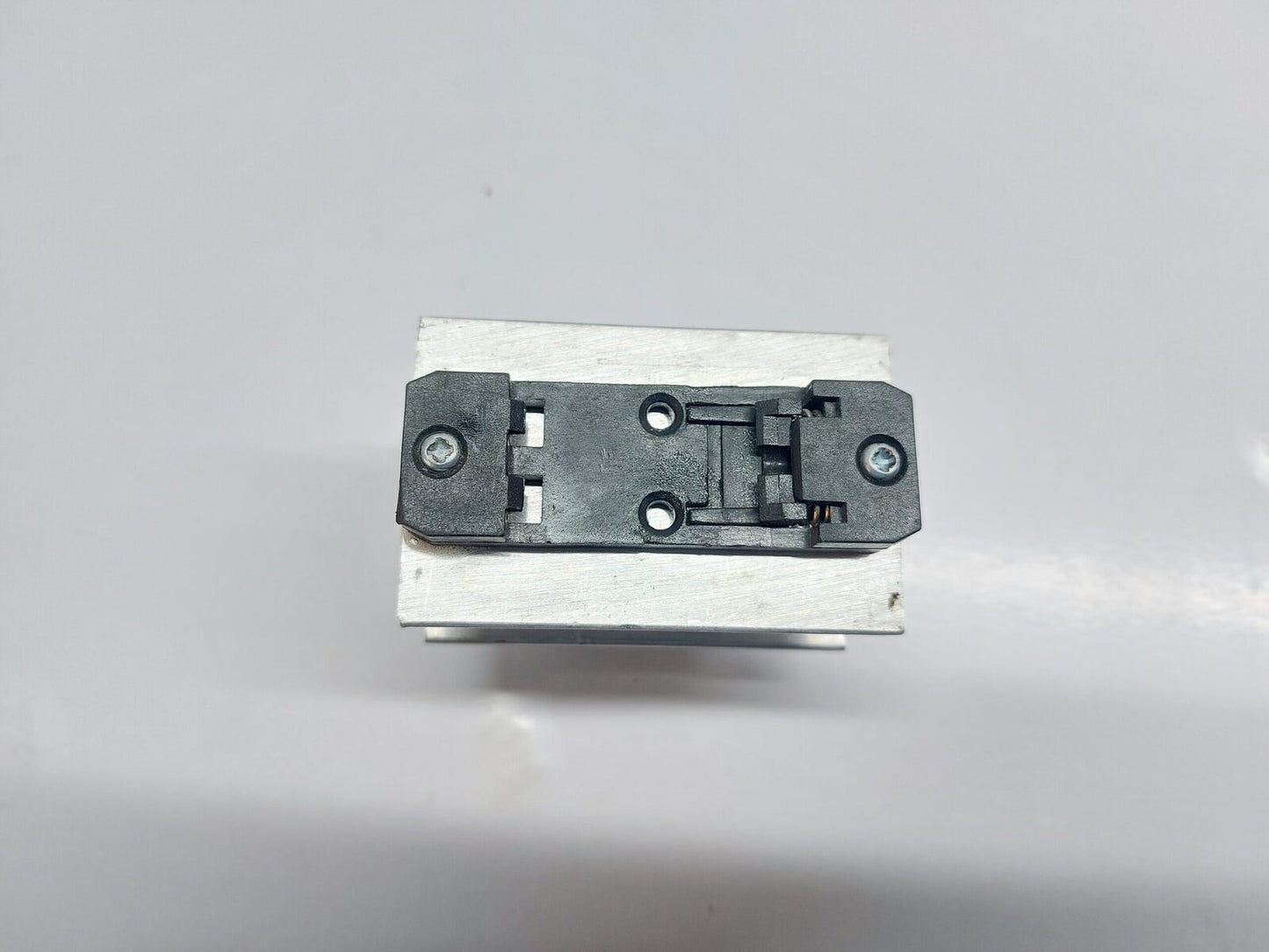 UNISON SSR 808 PMDD 500 04 00 SOLID STATE RELAY (6)