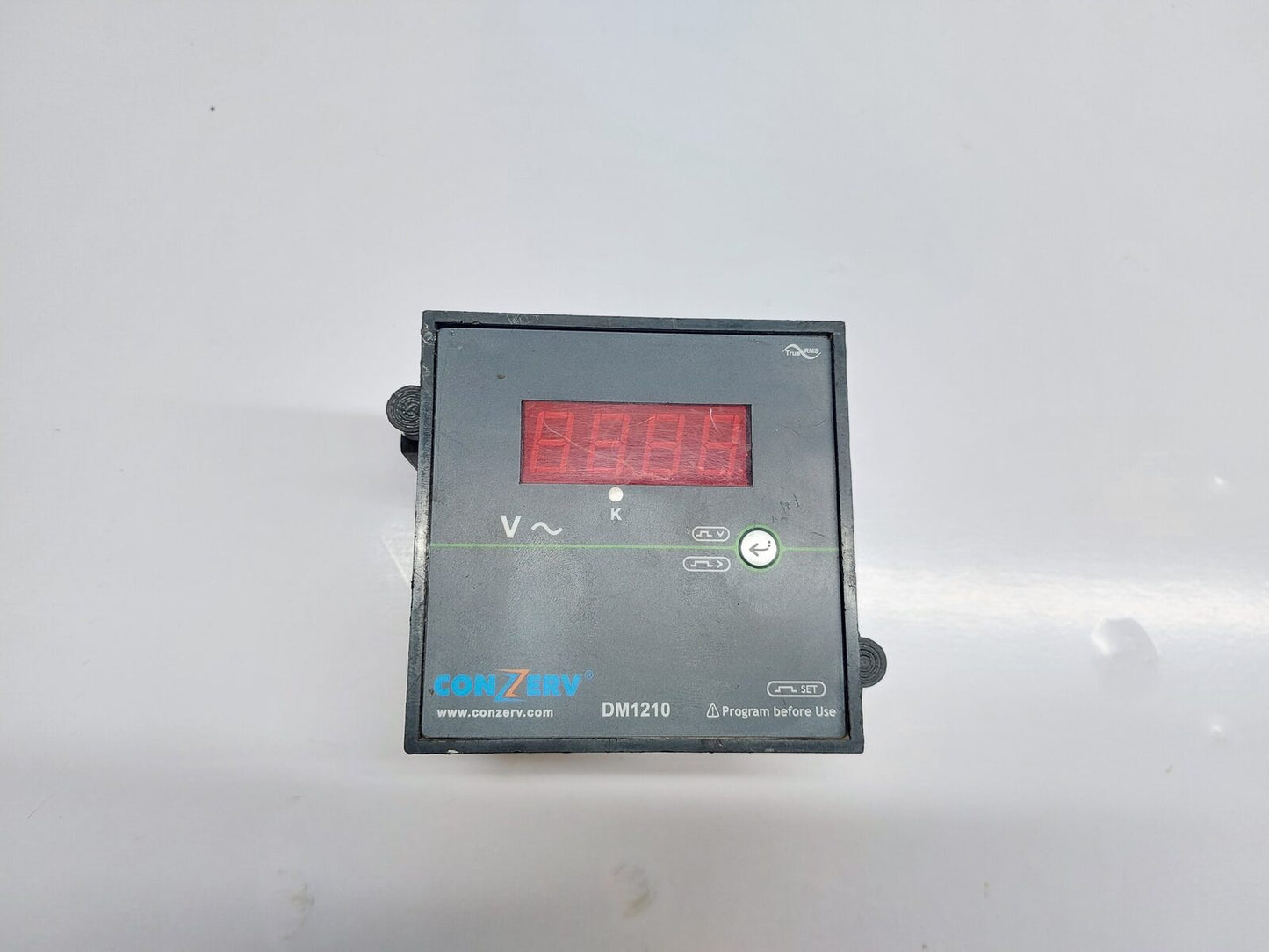 CONZERV DM1210 SINGLE PHASE VOLTMETER (3)