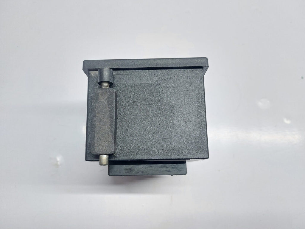 CONZERV DM1110 SINGLE PHASE VOLTMETER